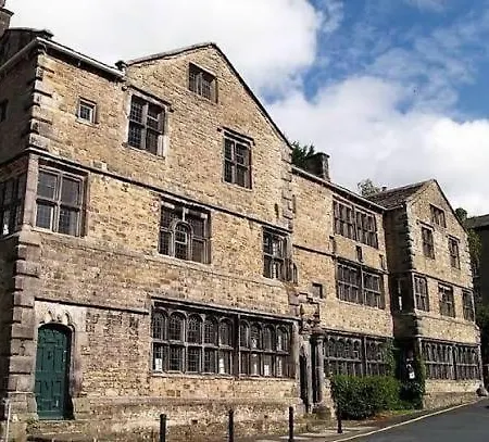 Brewhouse 18th Century -three Peaks * סטל